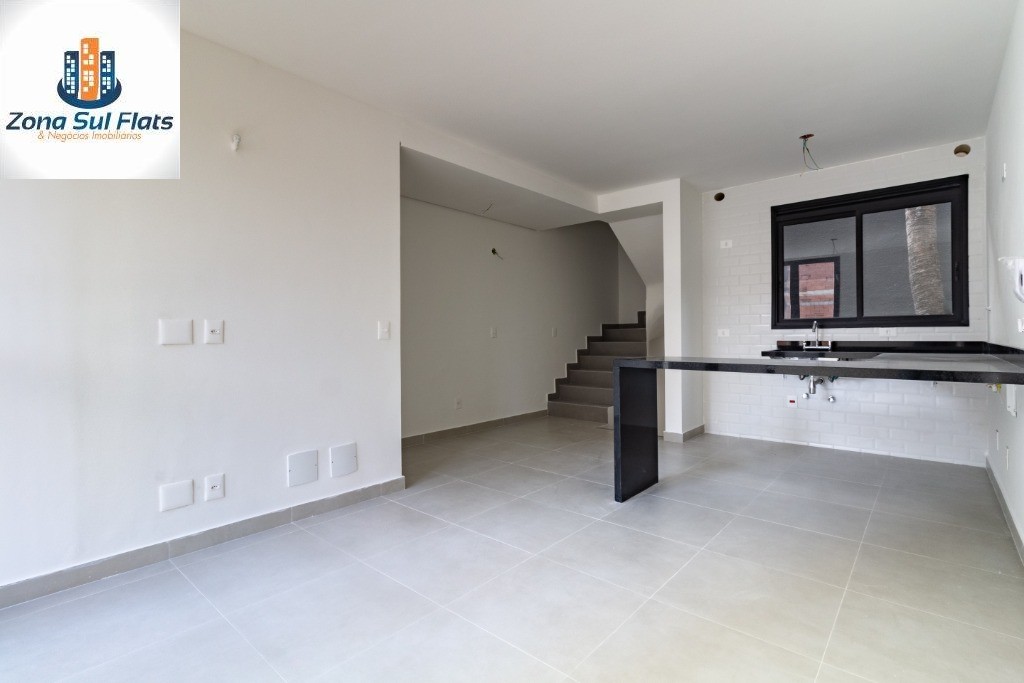 Casa à venda com 2 quartos, 121m² - Foto 1