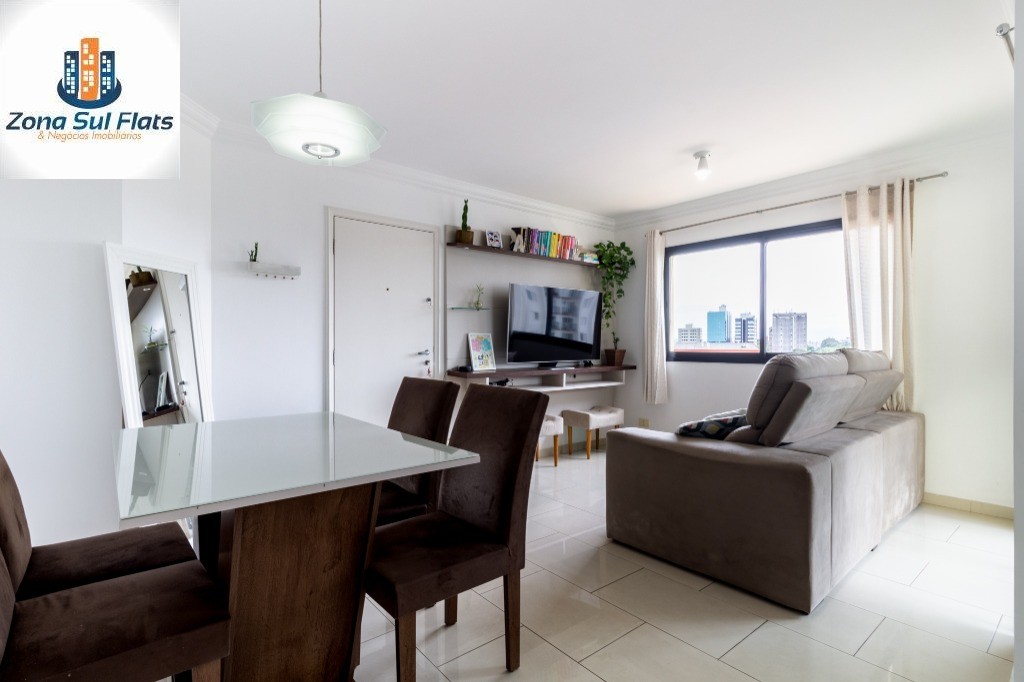 Apartamento à Venda Na Vila Guarani Com 3 Dormitórios Sendo 1 Suíte e 2 Vagas - Varanda