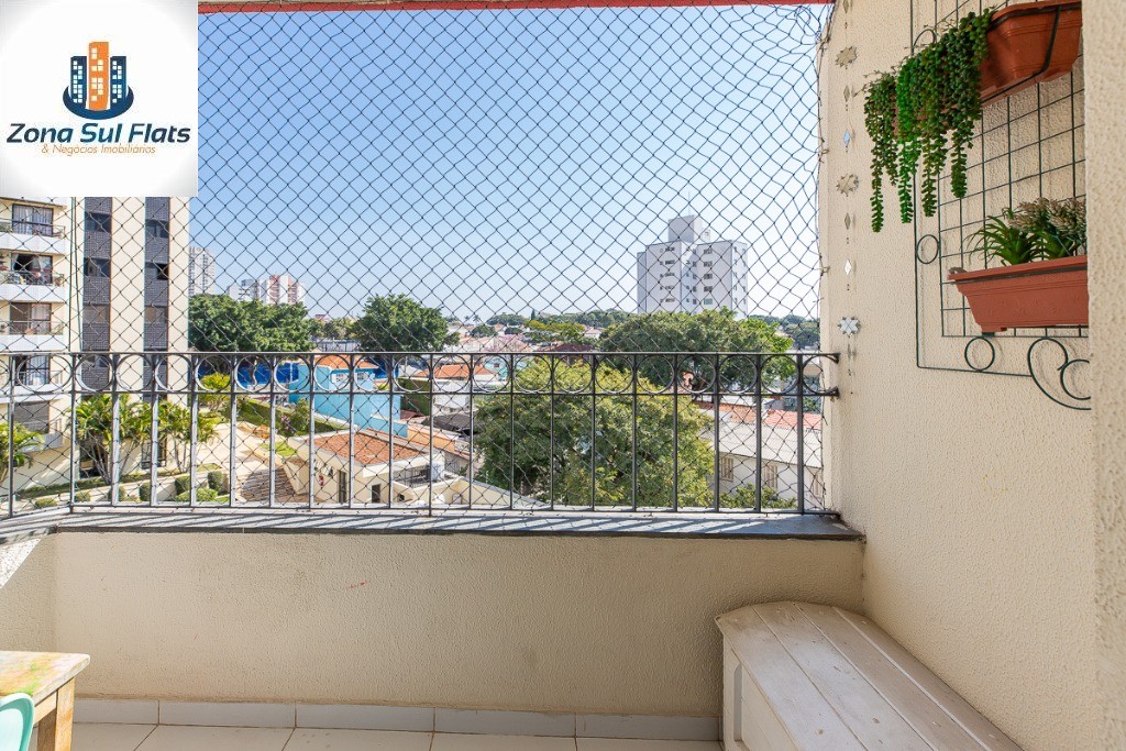 Apartamento à venda com 2 quartos, 70m² - Foto 13