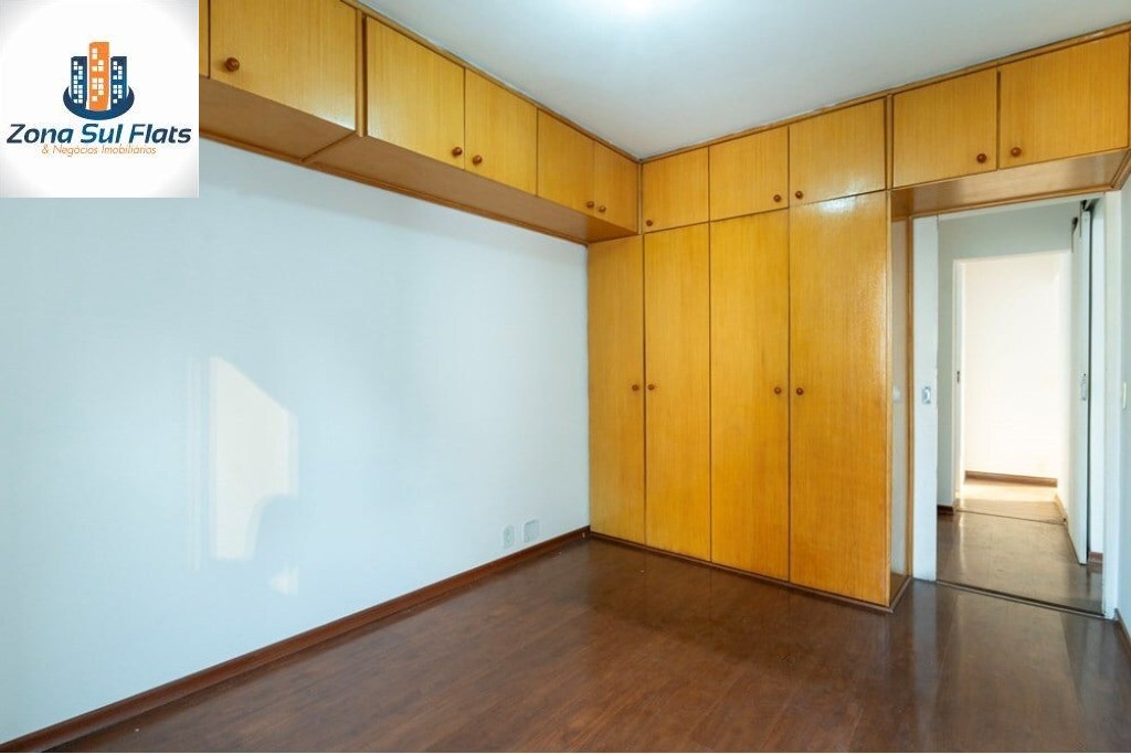 Apartamento à venda com 2 quartos, 72m² - Foto 15