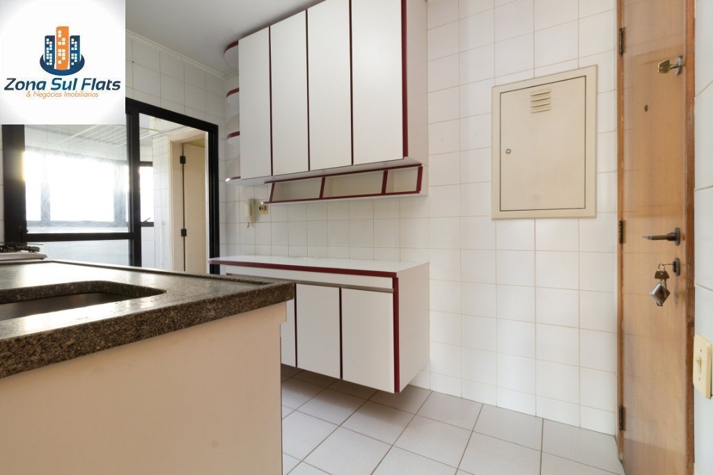 Apartamento à venda com 3 quartos, 81m² - Foto 29