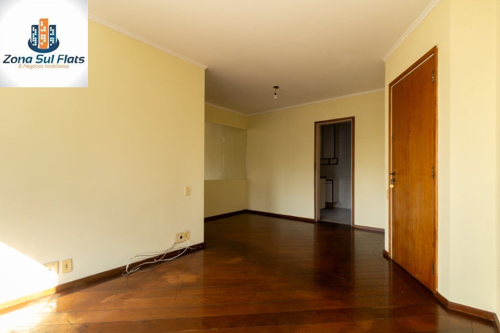 Apartamento à venda com 3 quartos, 81m² - Foto 2