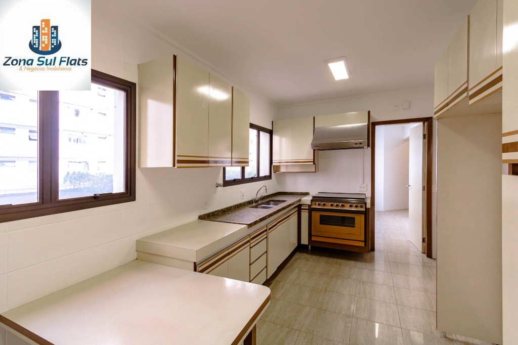 Apartamento à venda com 3 quartos, 190m² - Foto 21