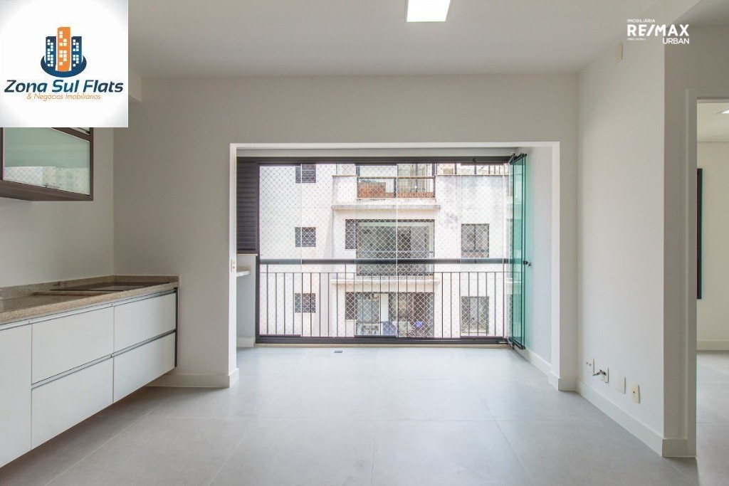 Apartamento à Venda Na Saúde Com 2 Dormitórios Sendo 1 Suíte e 1 Vaga - Varanda