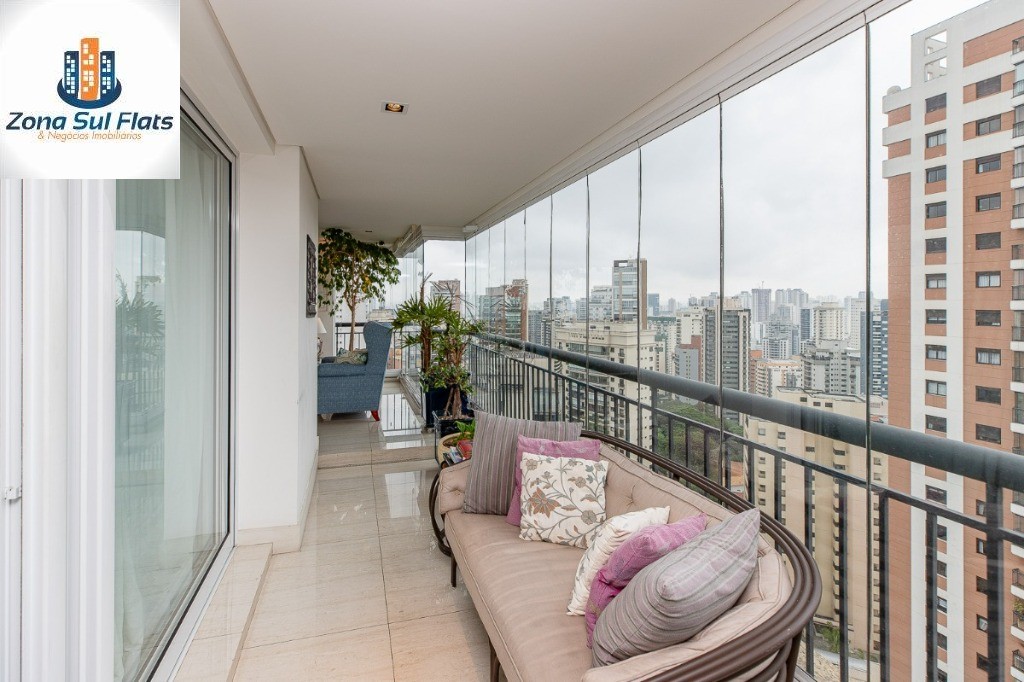 Apartamento à venda com 3 quartos, 216m² - Foto 9