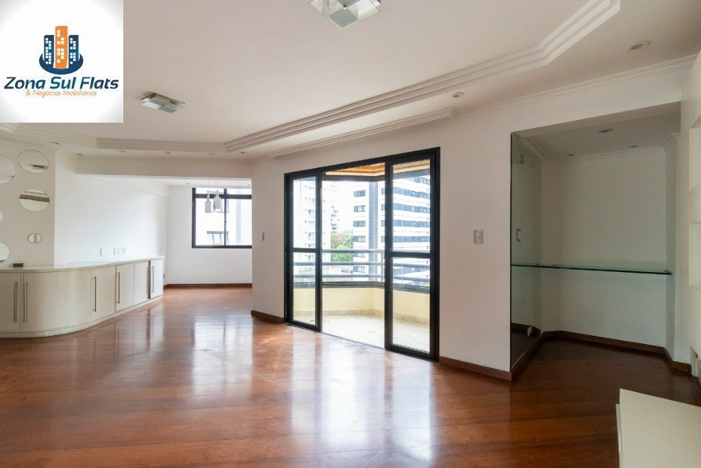 Apartamento à venda com 3 quartos, 124m² - Foto 4