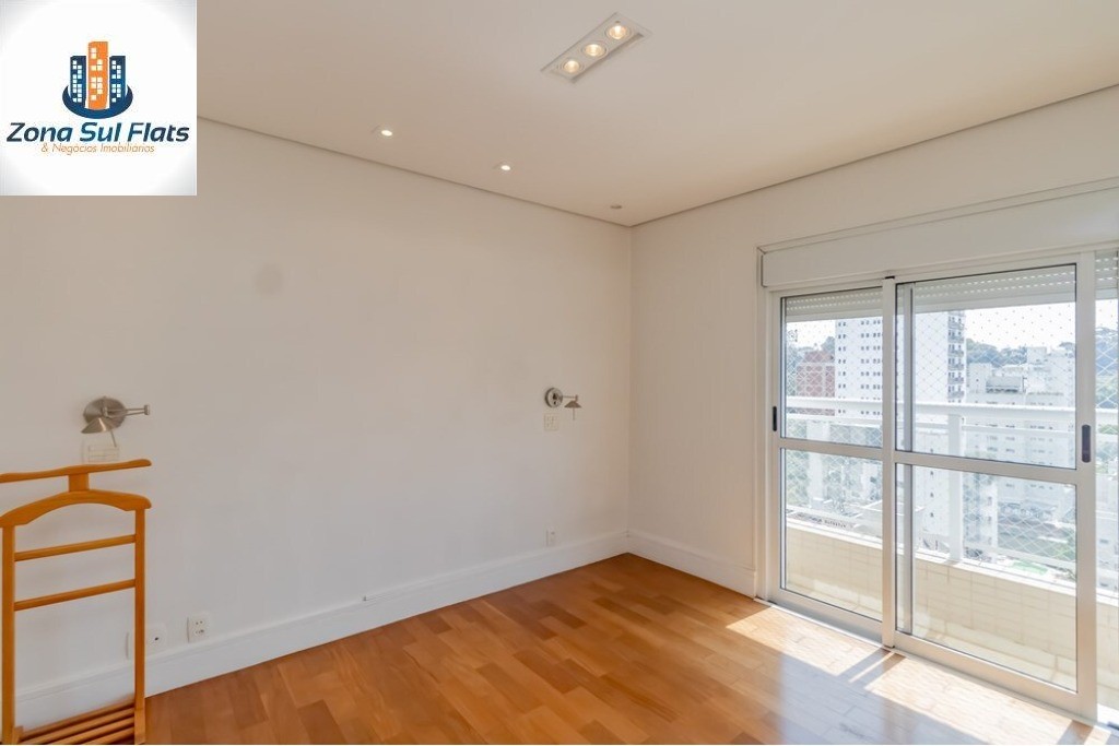 Apartamento à venda com 3 quartos, 184m² - Foto 18