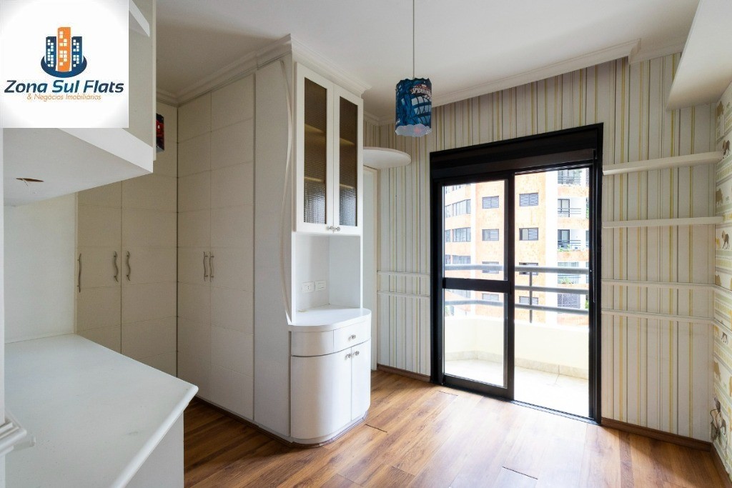 Apartamento à venda com 3 quartos, 124m² - Foto 20