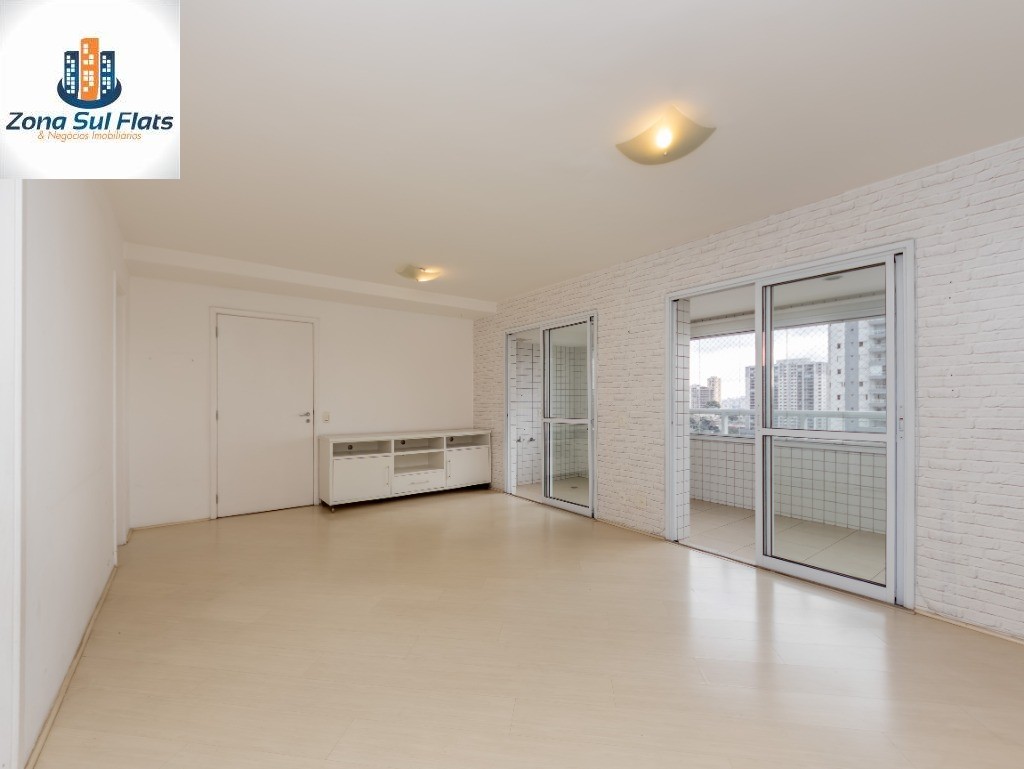 Apartamento à venda com 4 quartos, 136m² - Foto 2