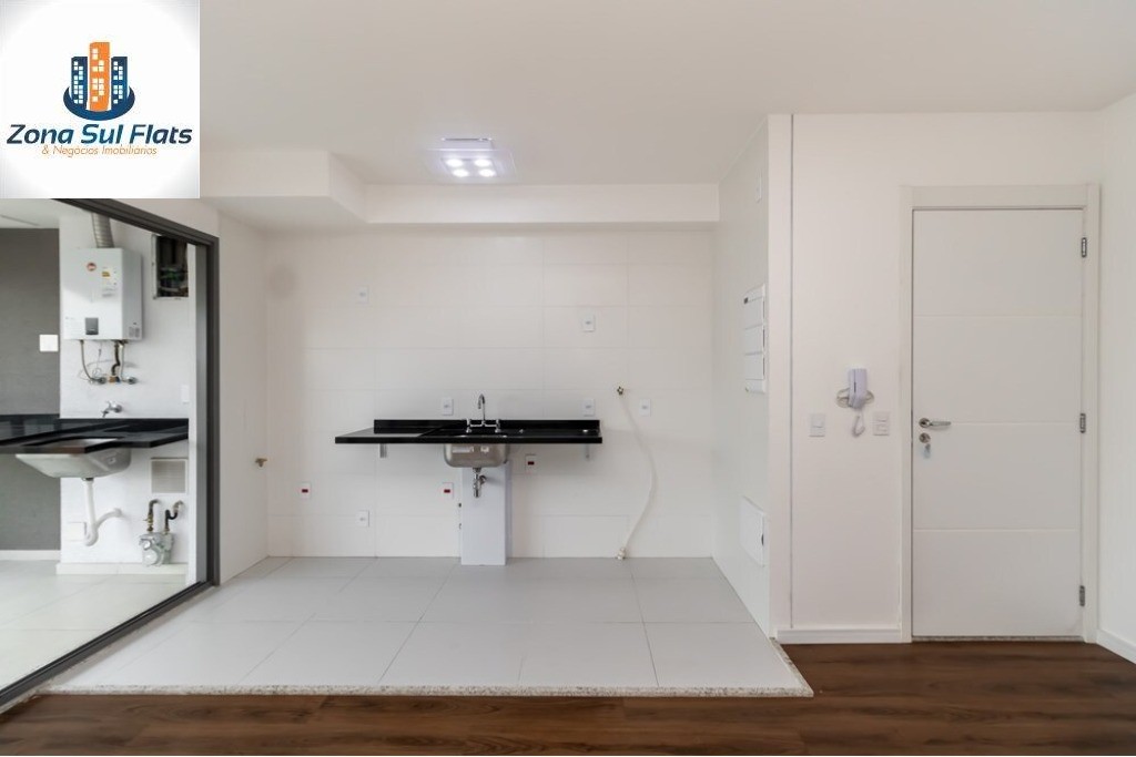 Apartamento à venda com 2 quartos, 72m² - Foto 2