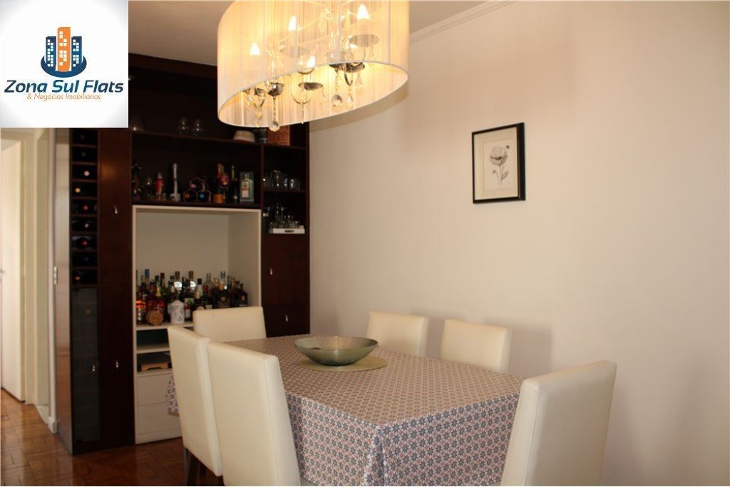 Apartamento à venda com 2 quartos, 67m² - Foto 4