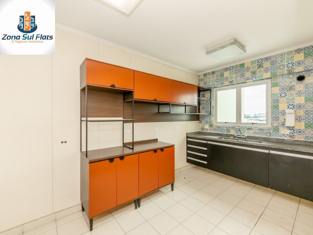 Apartamento à venda com 3 quartos, 142m² - Foto 11