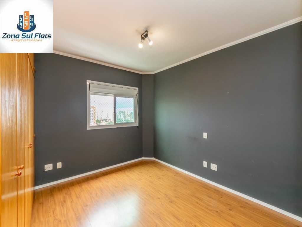 Apartamento à venda com 3 quartos, 142m² - Foto 19