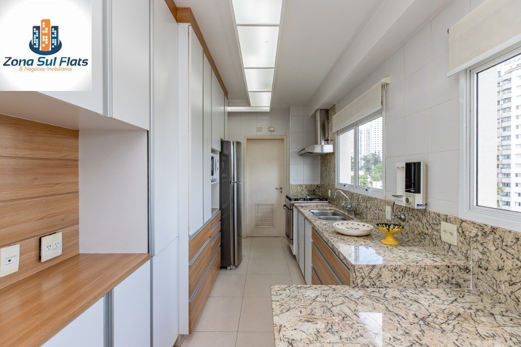 Apartamento à Venda Em Santo Amaro Com 3 Suítes e 2 Vagas - Varanda Gourmet