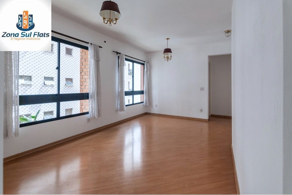 Apartamento à Venda Na Vila Mariana Com 2 Dormitórios Sendo 1 Suíte e 1 Vaga + Depósito