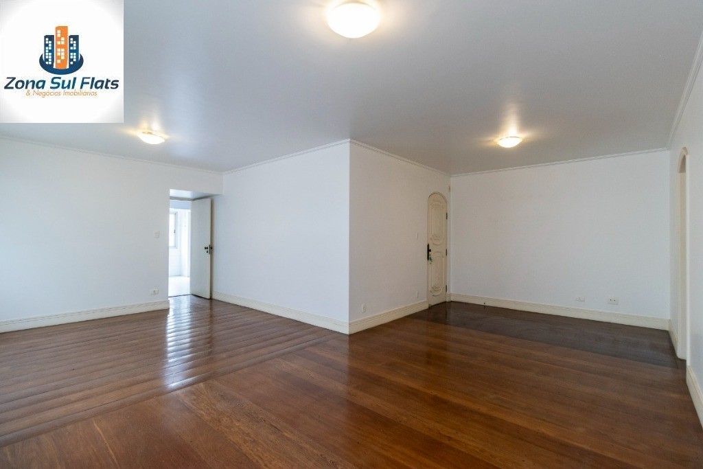 Apartamento à Venda No itaim Bibi Com 3 Dormitórios Sendo 1 Suíte e 1 Vaga