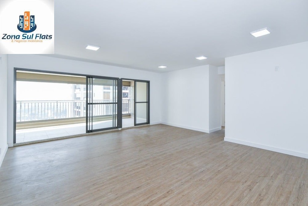 Apartamento à venda com 3 quartos, 155m² - Foto 2