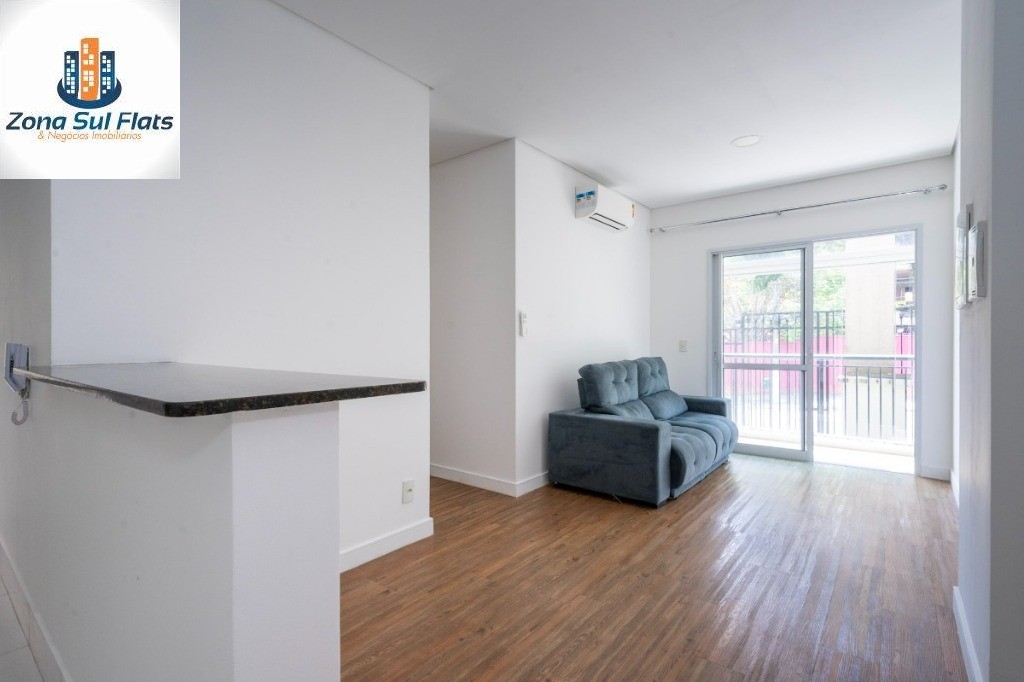Apartamento à Venda No Morumbi Com 2 Dormitórios Sendo 1 Suíte e 1 Vaga - Varanda