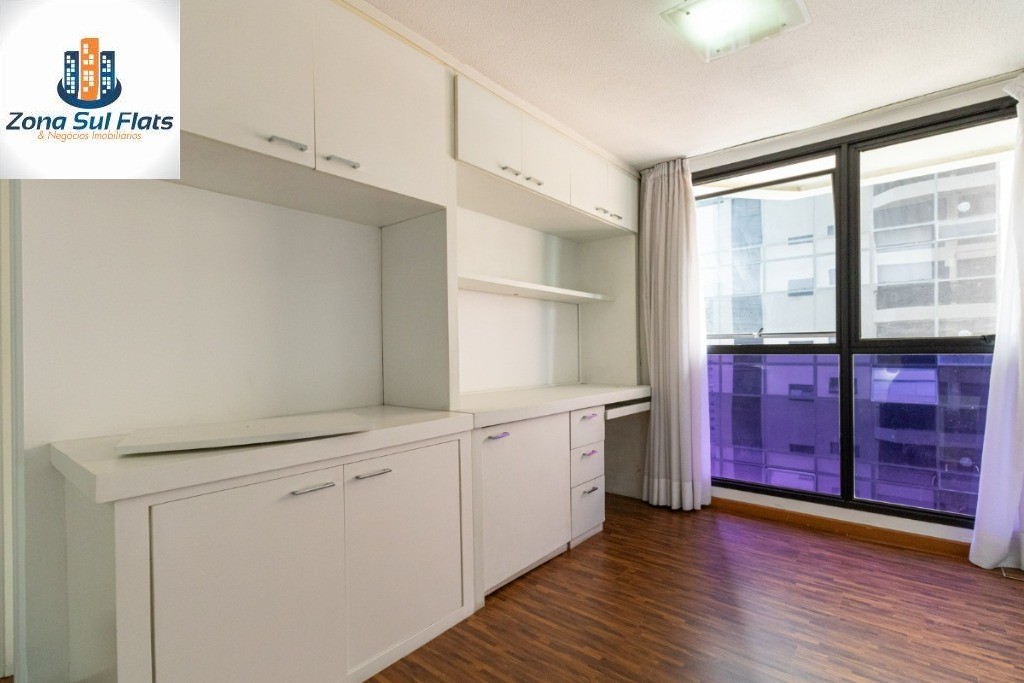 Apartamento à venda com 1 quarto, 70m² - Foto 16