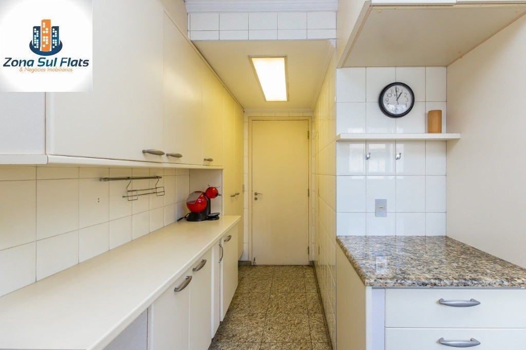 Apartamento à venda com 3 quartos, 220m² - Foto 22