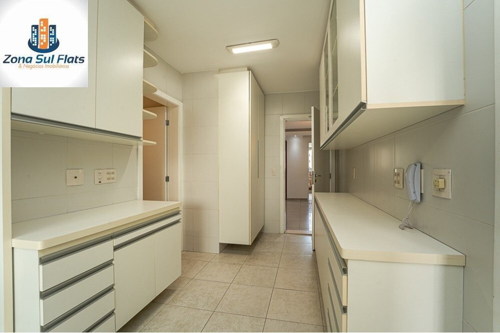 Apartamento à venda com 4 quartos, 201m² - Foto 13