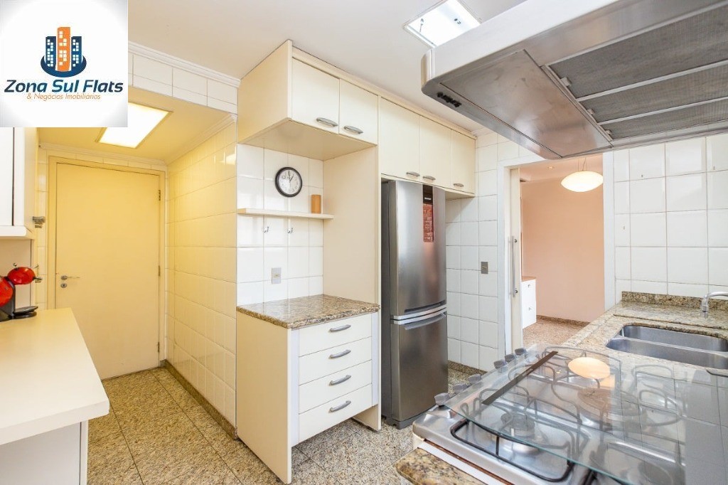 Apartamento à venda com 3 quartos, 220m² - Foto 23