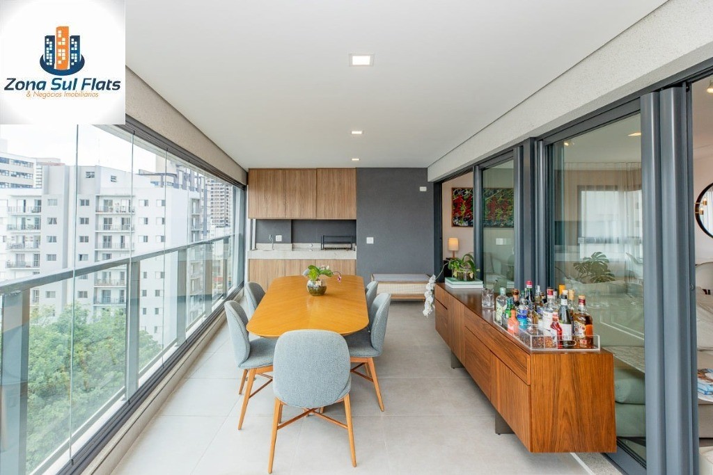 Apartamento à Venda No Campo Belo Com 2 Suítes e 2 Vagas - Andar Alto - Varanda Gourmet
