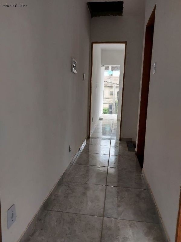 Casa à venda com 3 quartos, 80m² - Foto 6