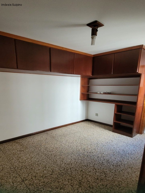 Apartamento à venda com 3 quartos, 170m² - Foto 19