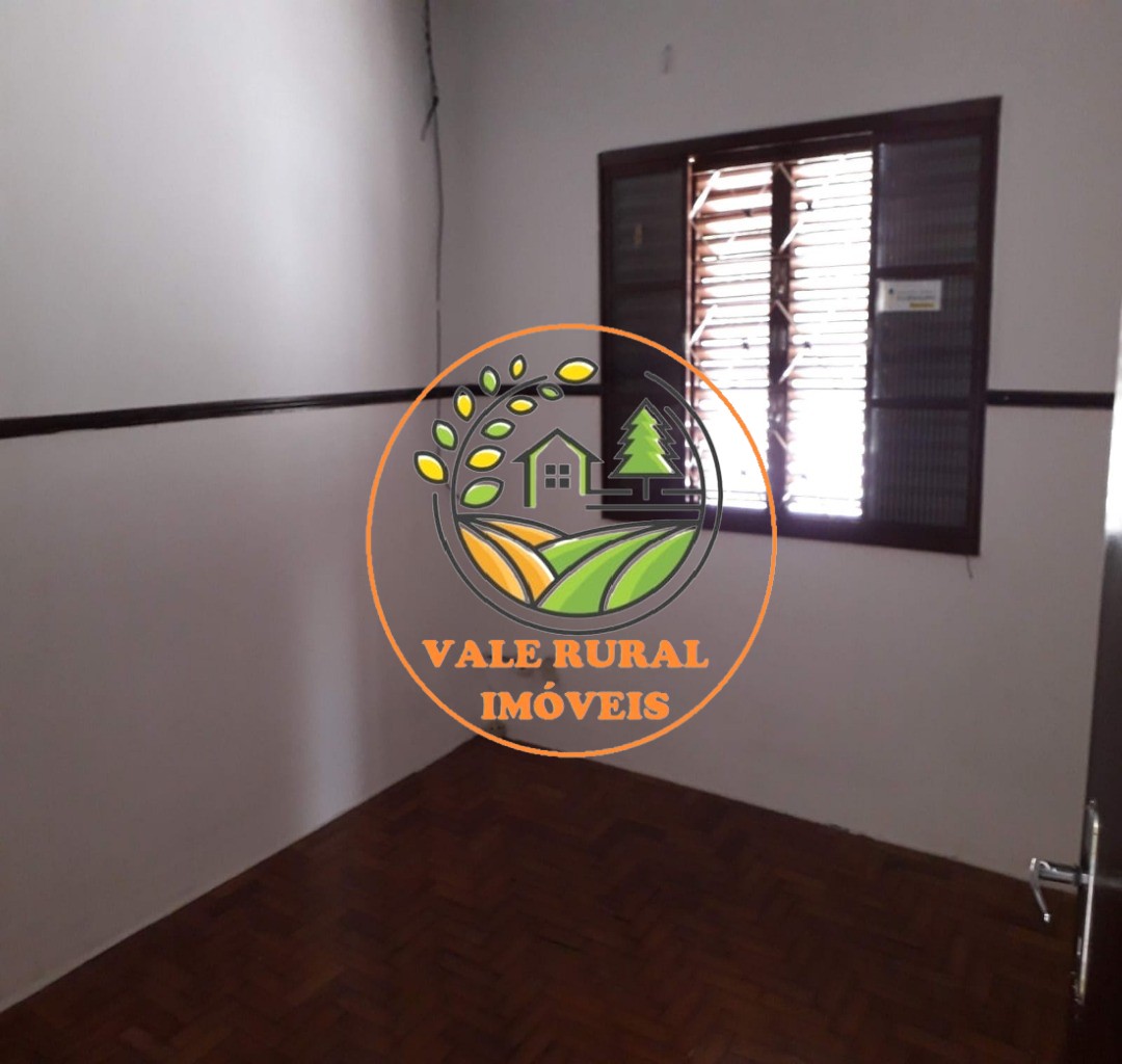 Casa à venda com 3 quartos, 300m² - Foto 5