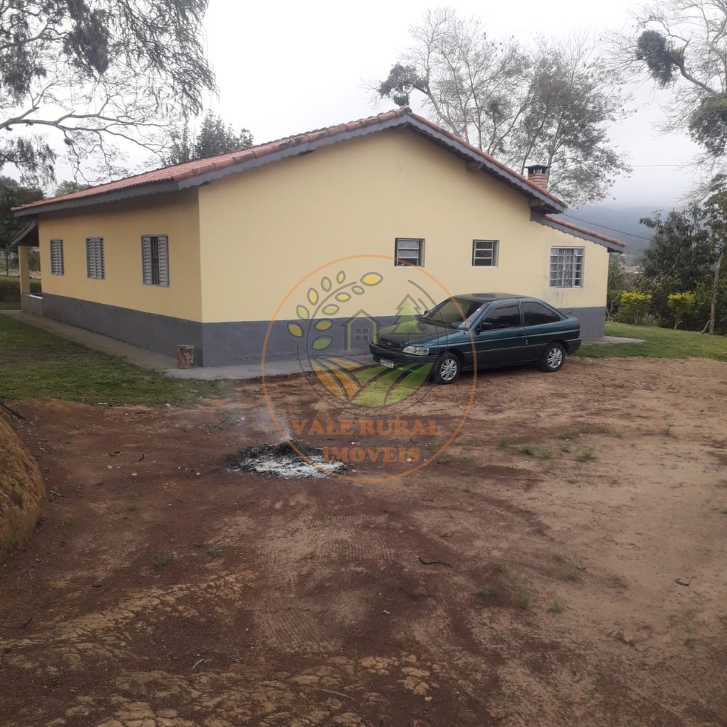 Chácara à venda com 3 quartos, 7200m² - Foto 1