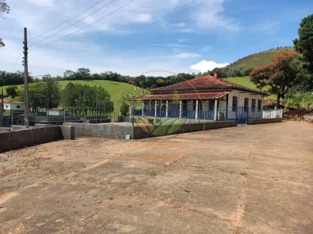 Fazenda à venda com 1 quarto, 347m² - Foto 24