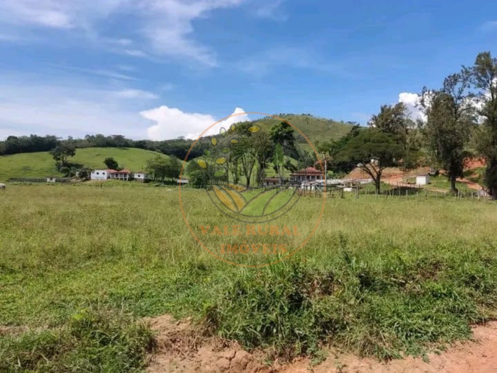 Fazenda à venda com 1 quarto, 347m² - Foto 12