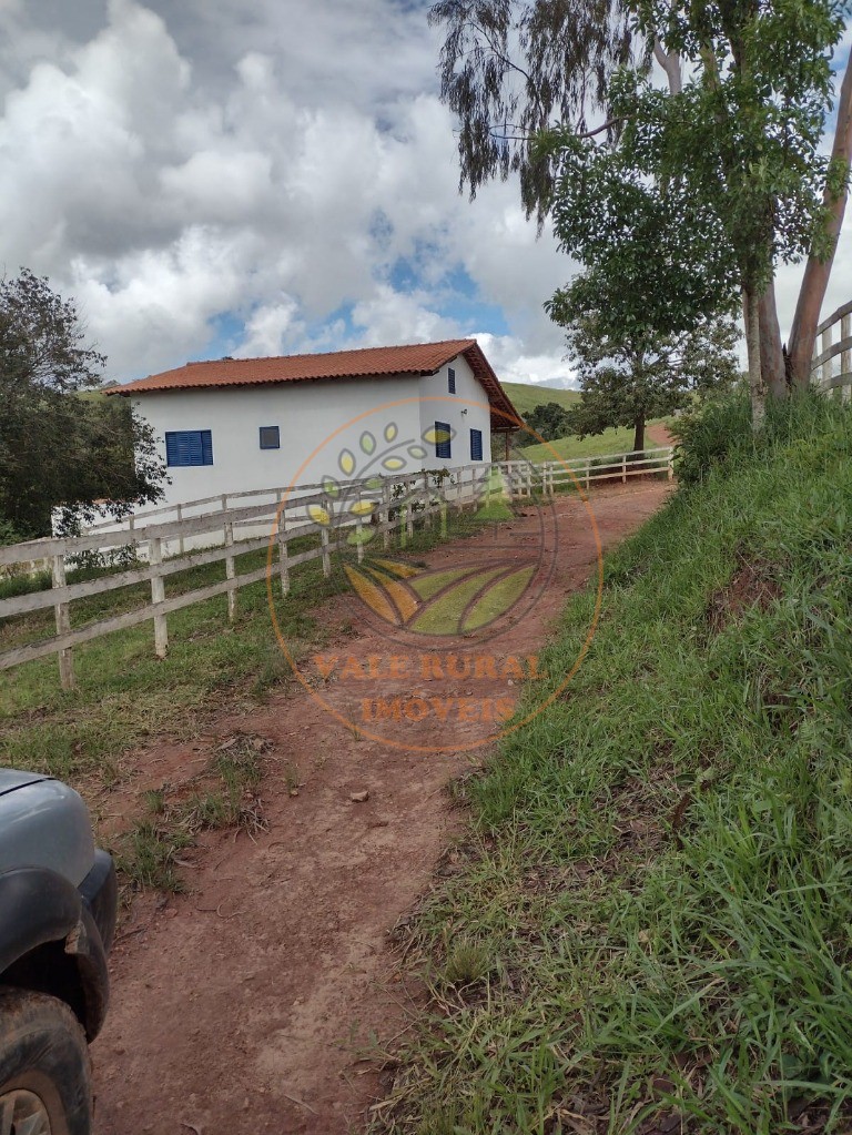 Fazenda à venda com 3 quartos, 242m² - Foto 25