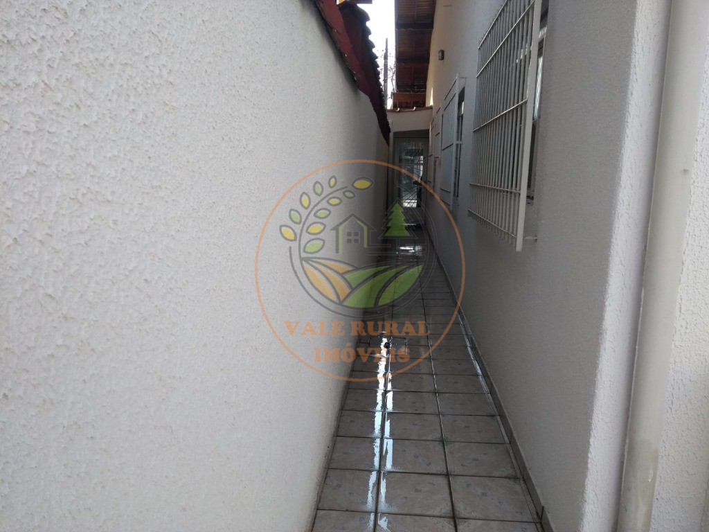 Casa à venda com 3 quartos, 250m² - Foto 17