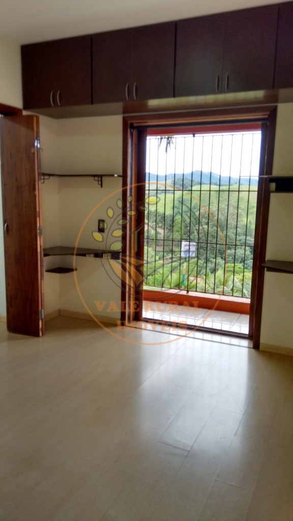 Chácara à venda com 3 quartos, 2000m² - Foto 25