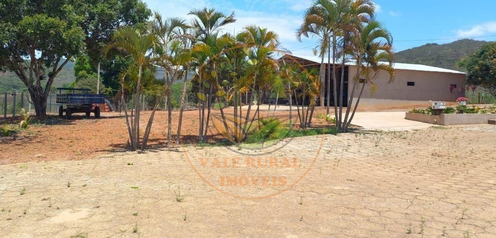 Fazenda à venda com 9 quartos, 2139m² - Foto 15