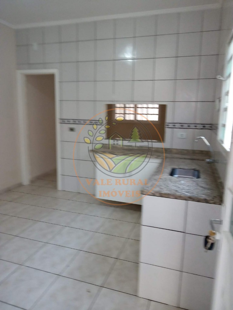 Casa à venda com 2 quartos, 125m² - Foto 13