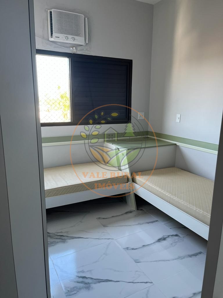 Apartamento à venda com 3 quartos, 188m² - Foto 4