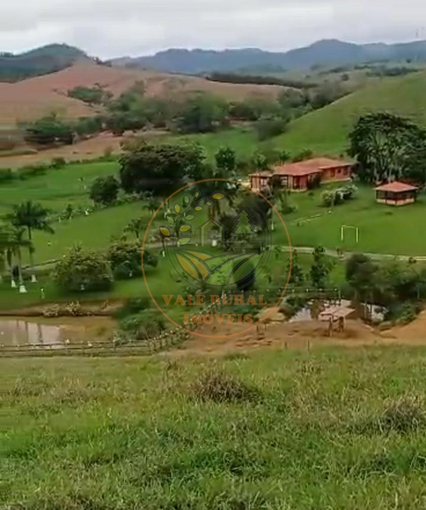 Fazenda à venda com 2 quartos, 400m² - Foto 5