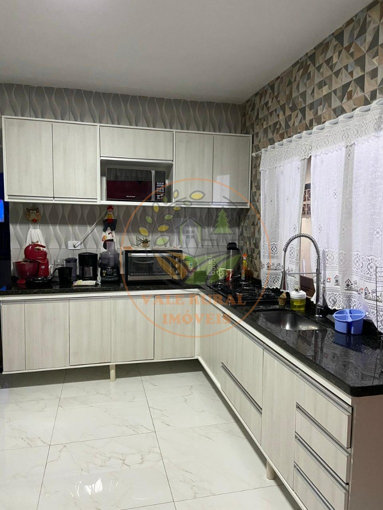 Casa à venda com 2 quartos, 170m² - Foto 3