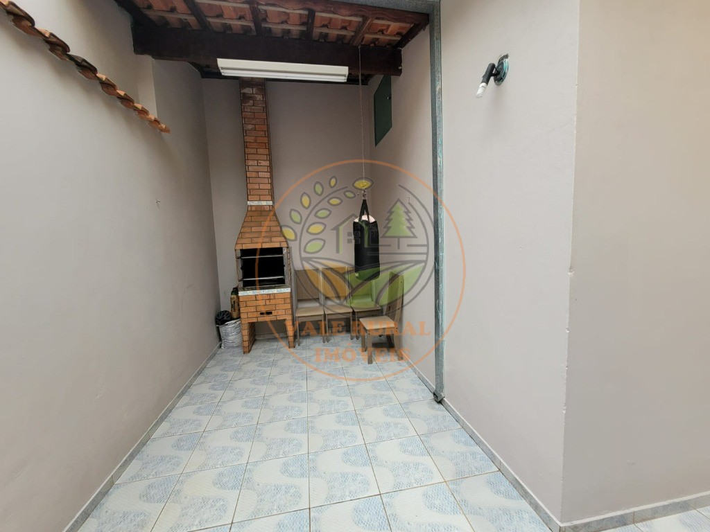 Casa à venda com 2 quartos, 140m² - Foto 10