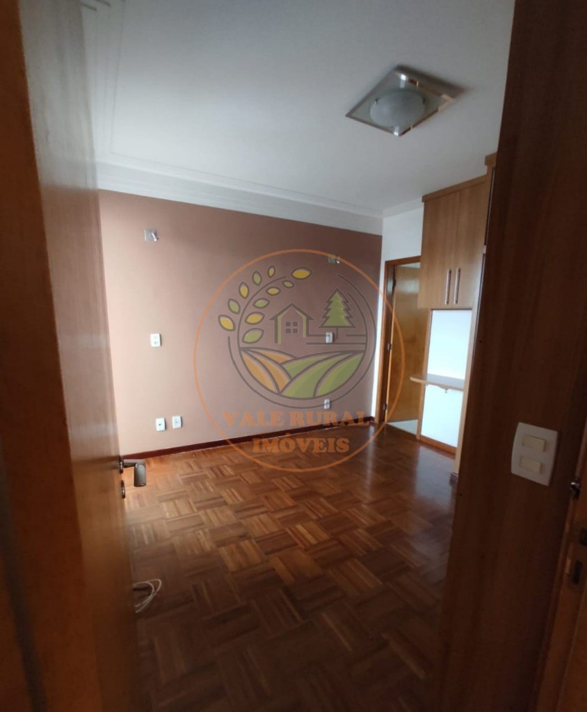 Apartamento à venda com 3 quartos, 107m² - Foto 9