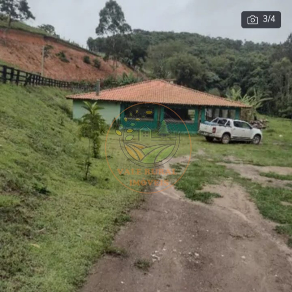 Fazenda à venda com 5 quartos, 46m² - Foto 1