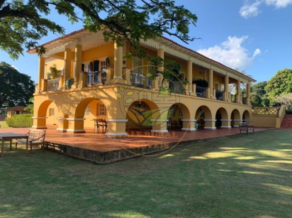 Fazenda à venda com 4 quartos, 636m² - Foto 1