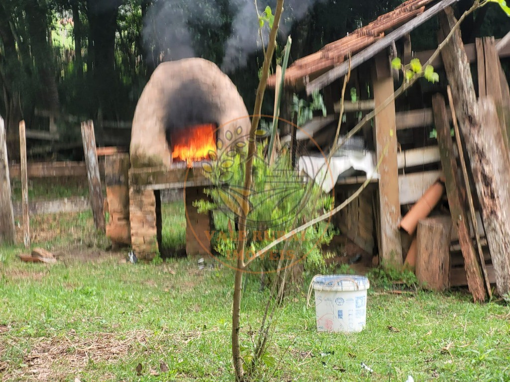 Sítio à venda com 3 quartos, 5m² - Foto 30