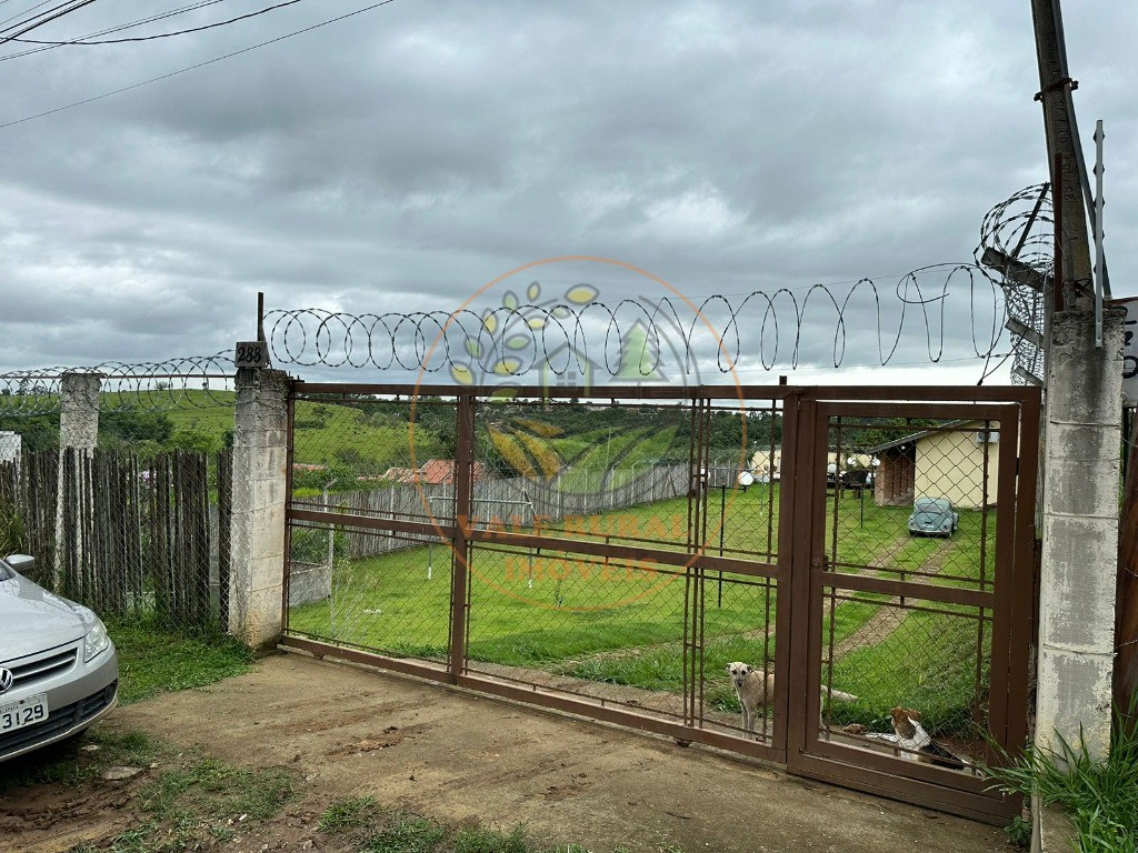 Chácara à venda com 2 quartos, 1000m² - Foto 11