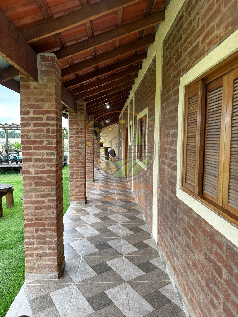 Chácara à venda com 2 quartos, 1000m² - Foto 5