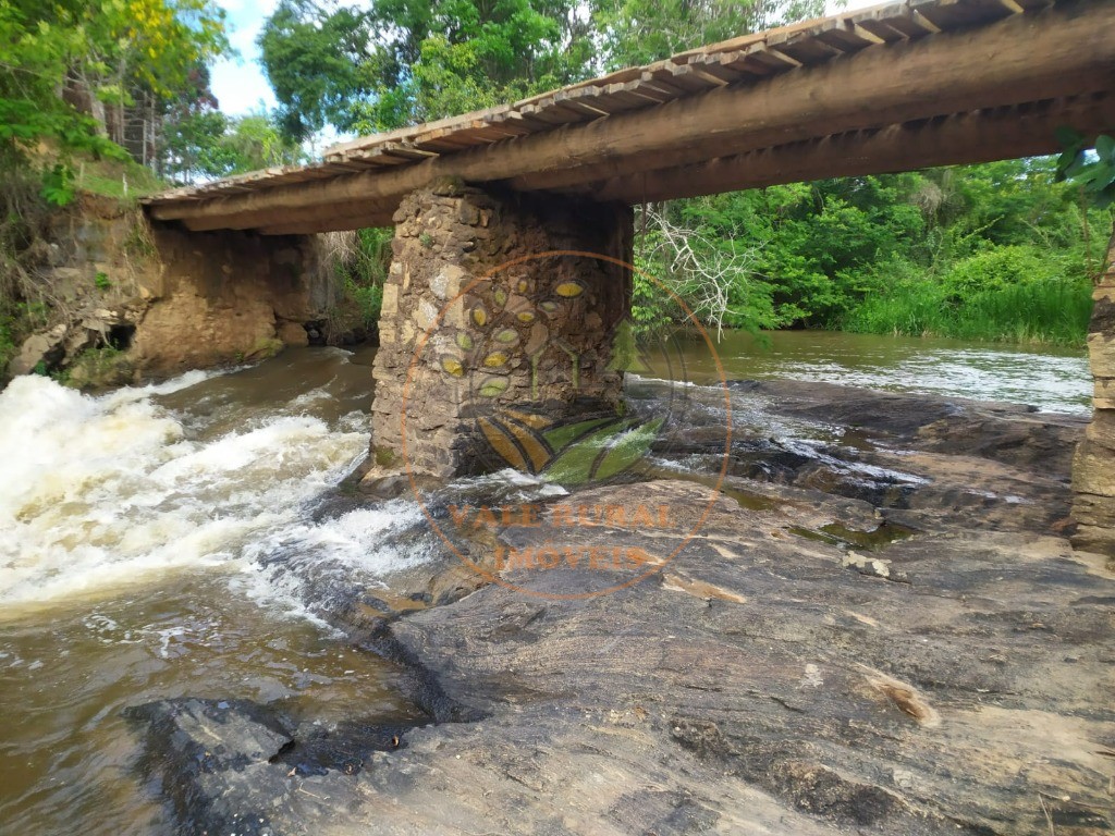 Chácara à venda com 3 quartos, 5000m² - Foto 11