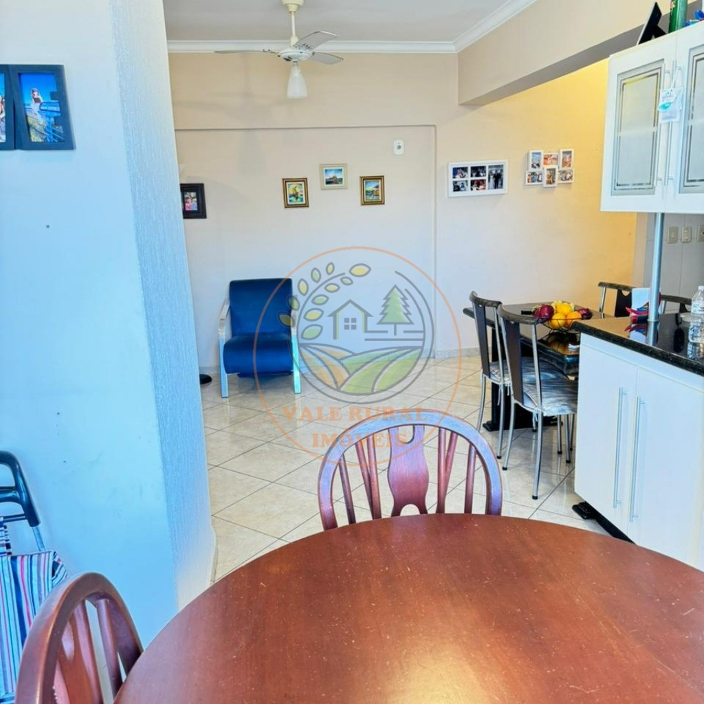 Apartamento à venda com 3 quartos, 77m² - Foto 4